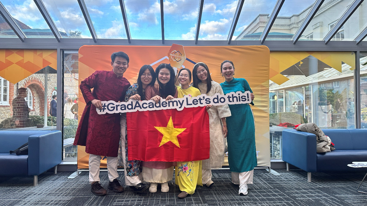 Grad Academy