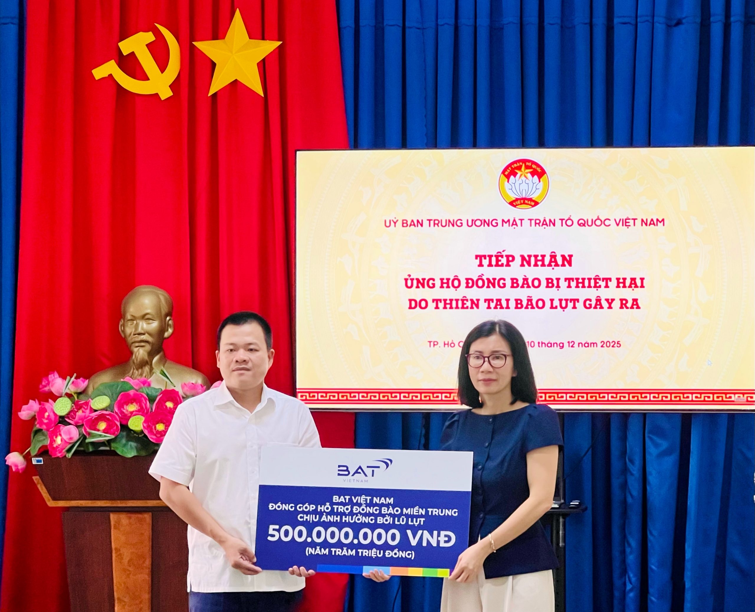 Donation to Vietnam Central communities impacted by floods